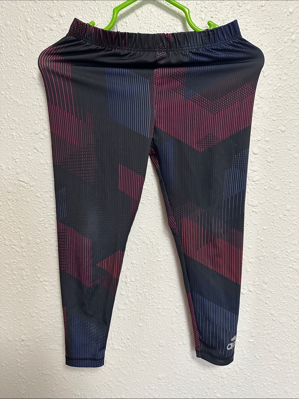 adidas Girls' Black & Maroon Geometric Print Leggings Size 3T